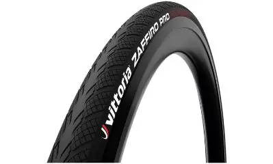 Best Fixie Tires for Skidding; Vittoria Zaffiro Pro Foldable Full Black Tire;